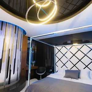 https://tsarsky.hotels-of-kiev.com