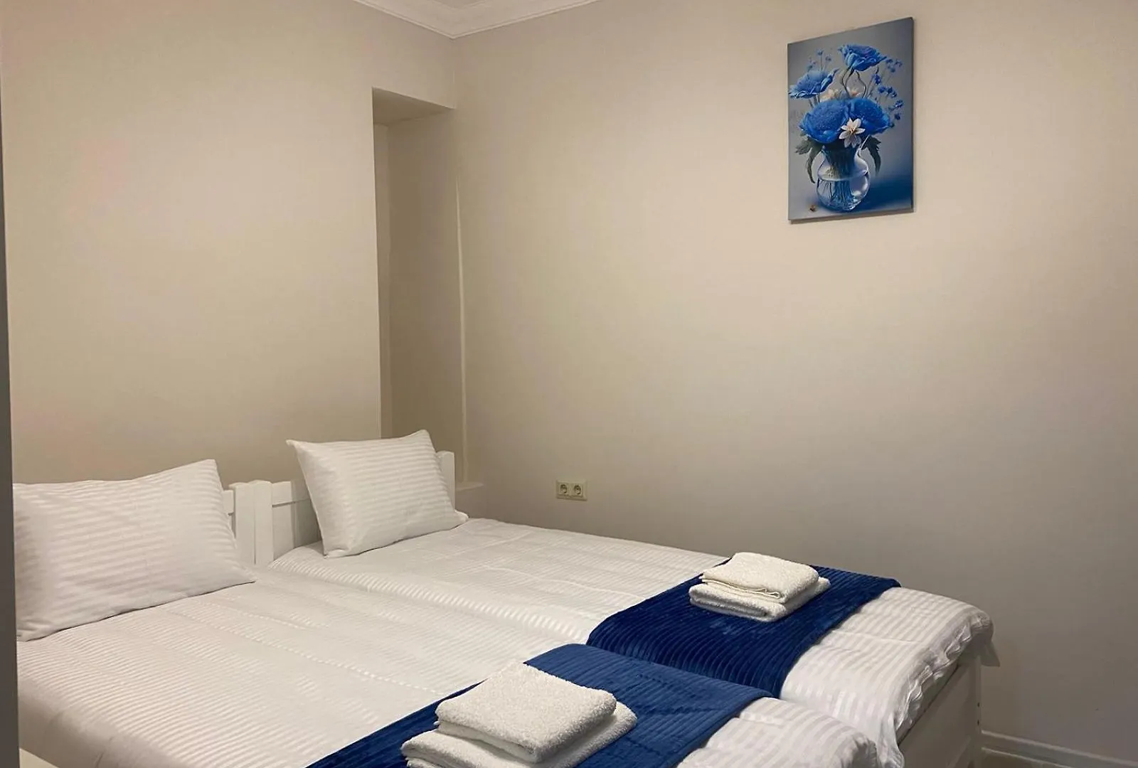 Cultural Crossing Hotel Тбилиси 0*,  Грузия
