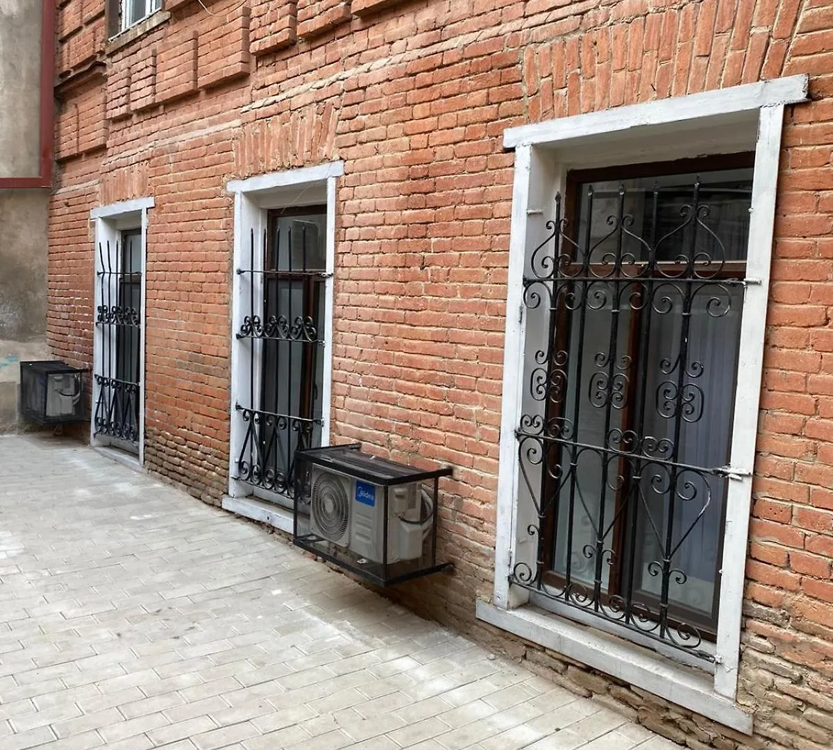 Cultural Crossing Hotel Тбилиси 0*,  Грузия
